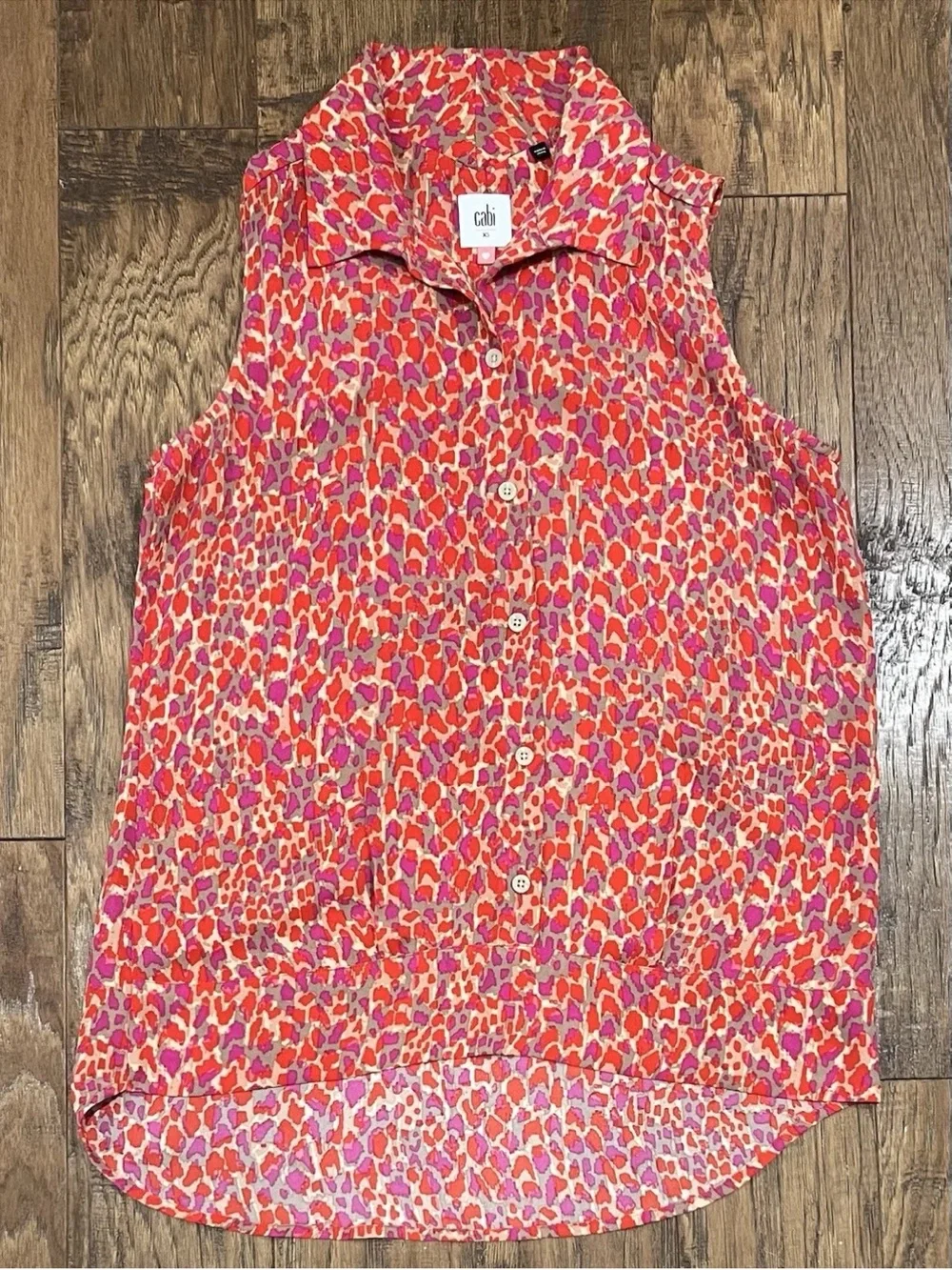 CAbi Heartbreaker Sleeveless Top Button-Up Blouse Red Leopard Print Style 3270